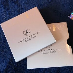 Anastasia highlighter kit